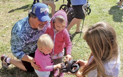 Thousands flock to Burrowing Owl Fest